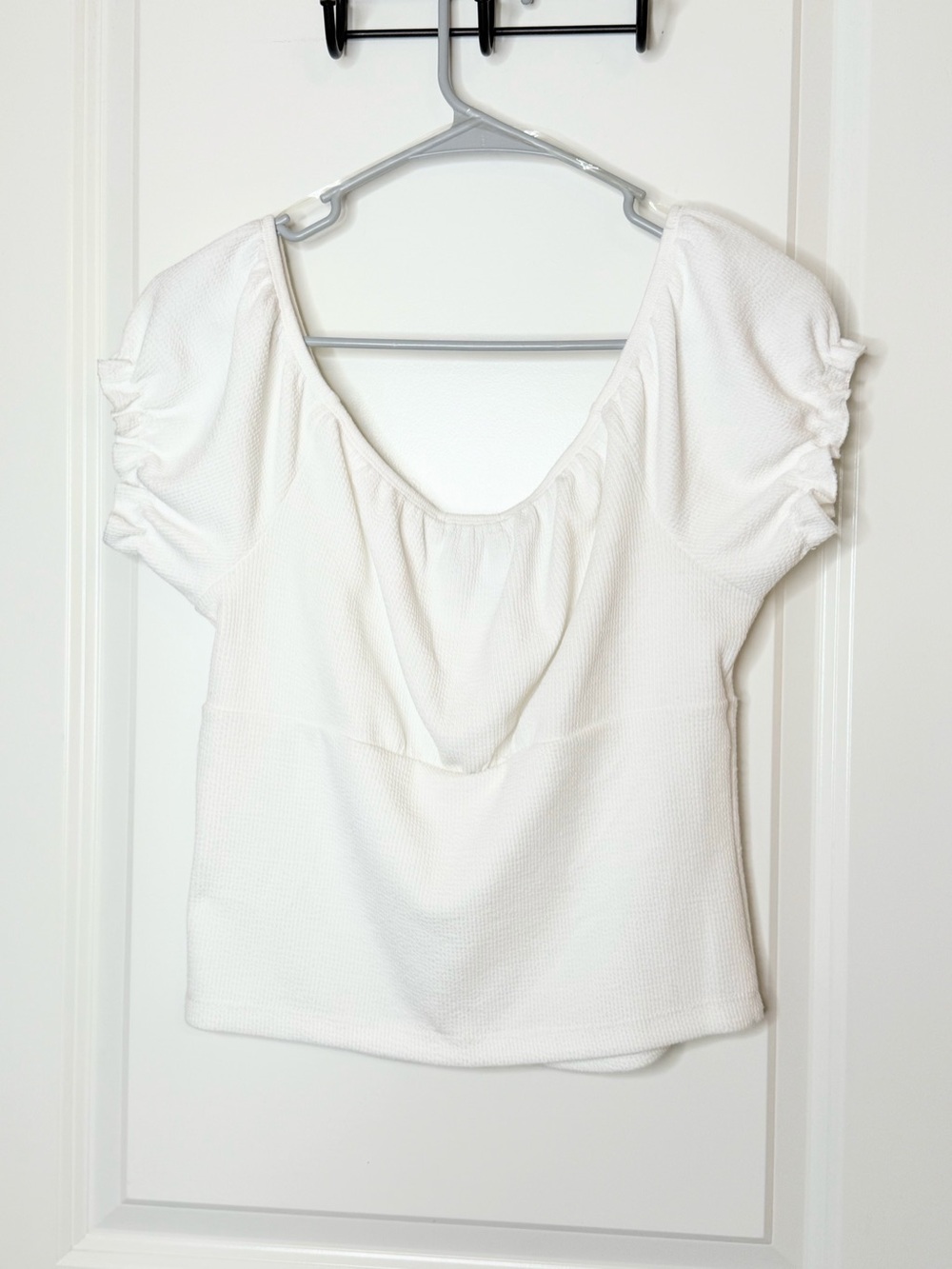ReVamped Women’s Medium White Button Front Puff Sleeve Cottagecore Crop Top - Picture 4 of 6